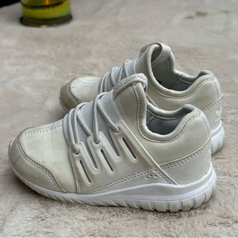 adidas sneakers Kids Size 8.5